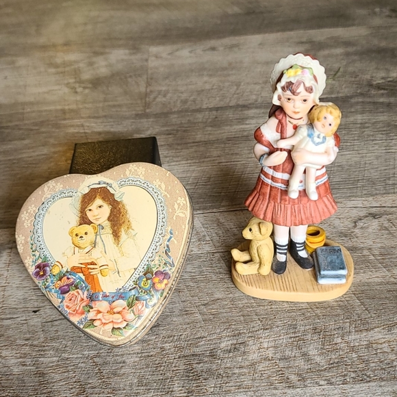 Jan Hagara ceramic figurine and tin box - Picture 1 of 6